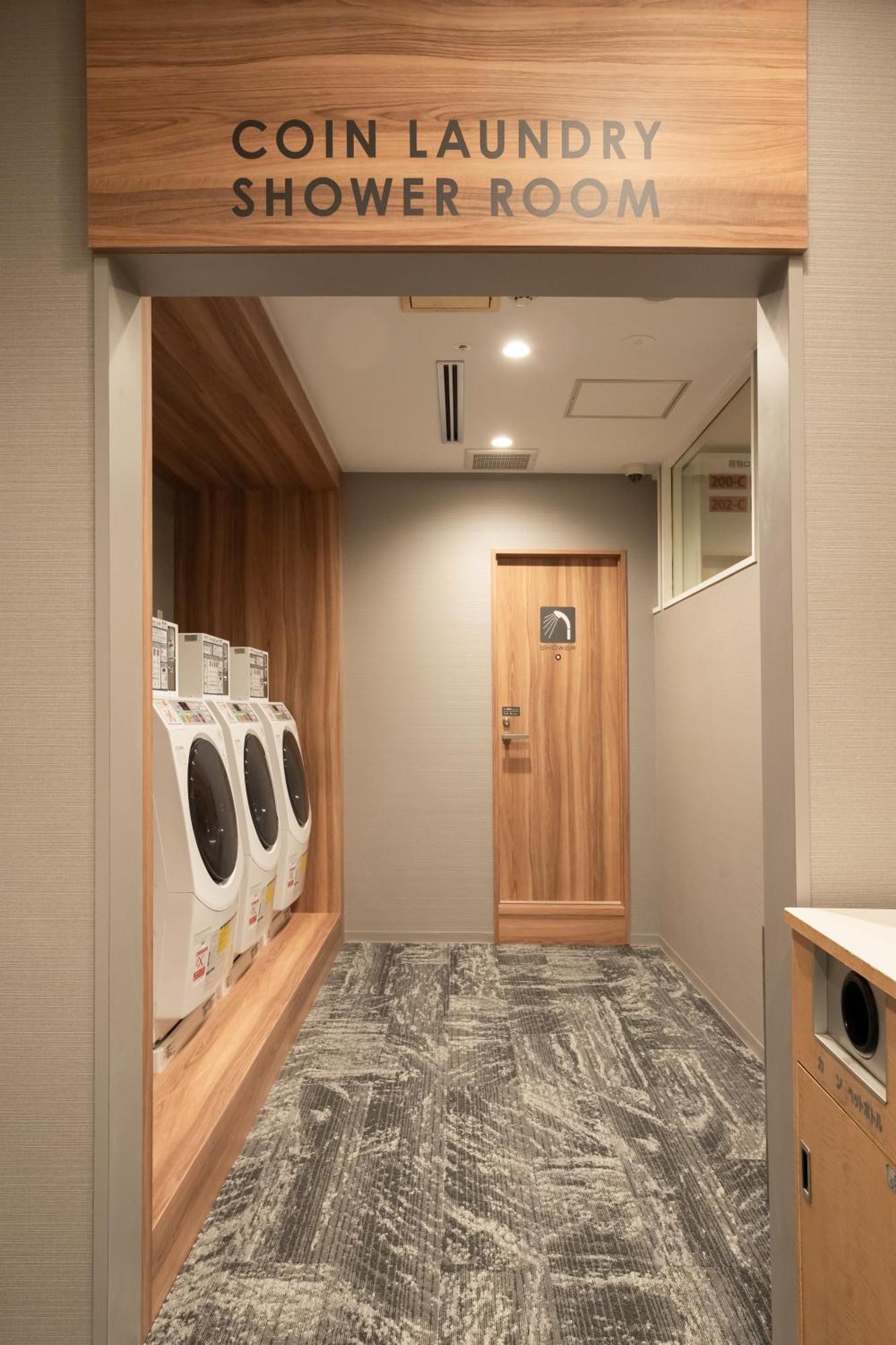 Sauna & Capsule Amza Ōsaka Exterior foto