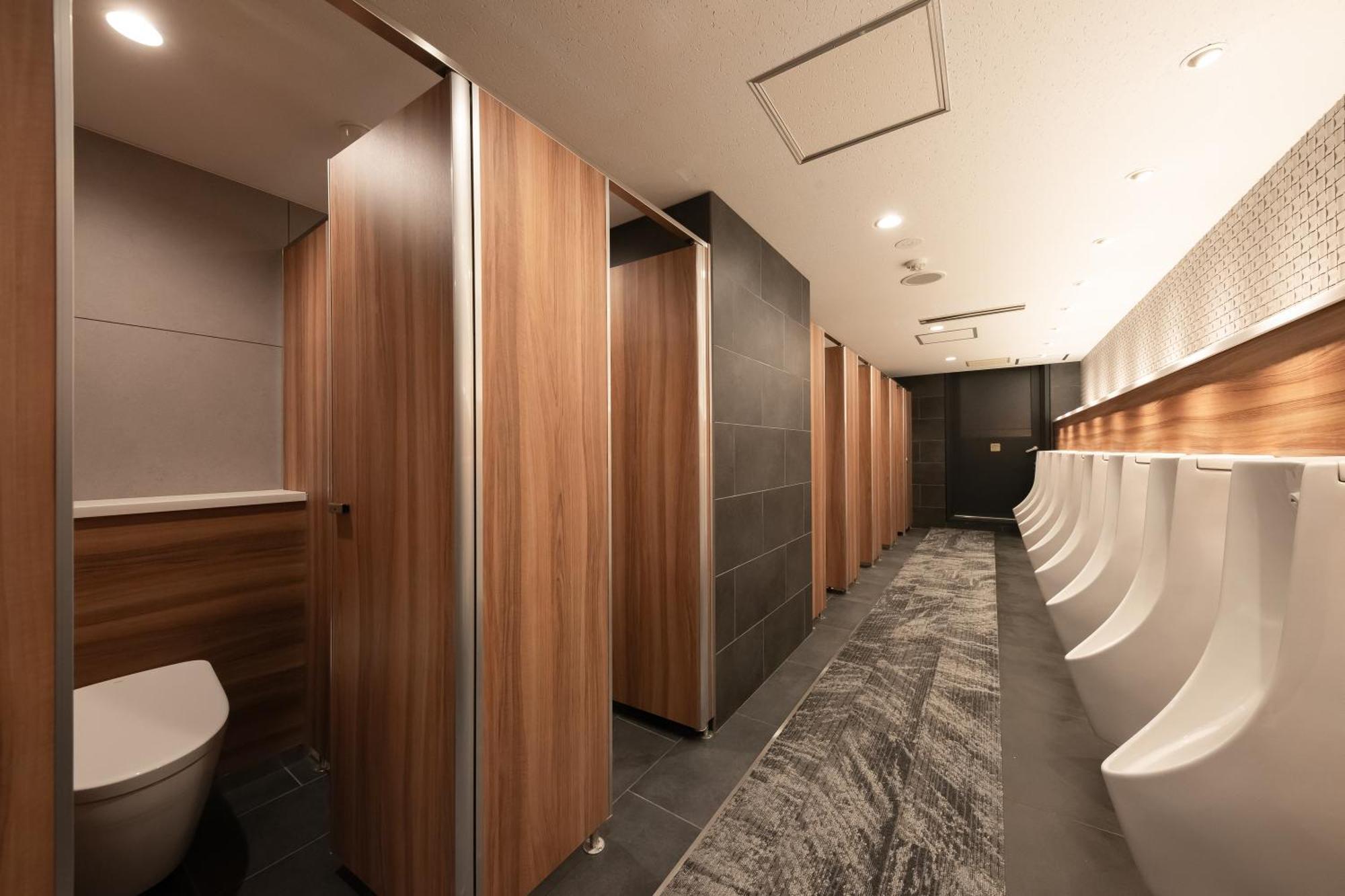 Sauna & Capsule Amza Ōsaka Exterior foto